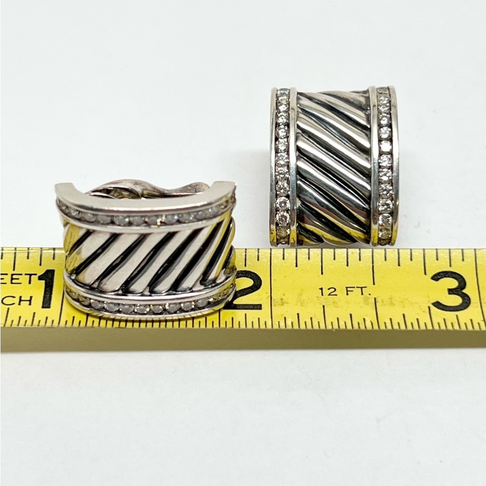 David Yurman Thoroughbred Diamond Cigar Band Earrings - Picture 9 of 10